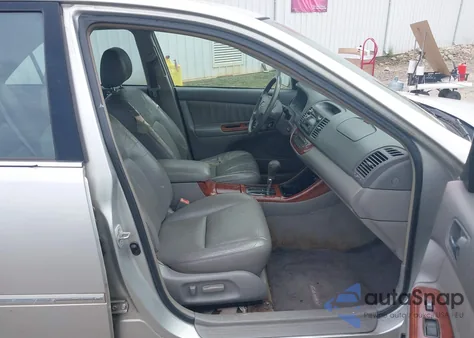 2003 Toyota Camry Xle из США, поврежденный, VIN 4T1BE32K93U682590